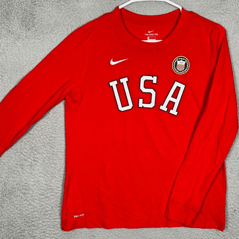 Team USA Nike T-Shirt Mens Medium Dri-FIT Red Olympics Training Long Sleeve Tee